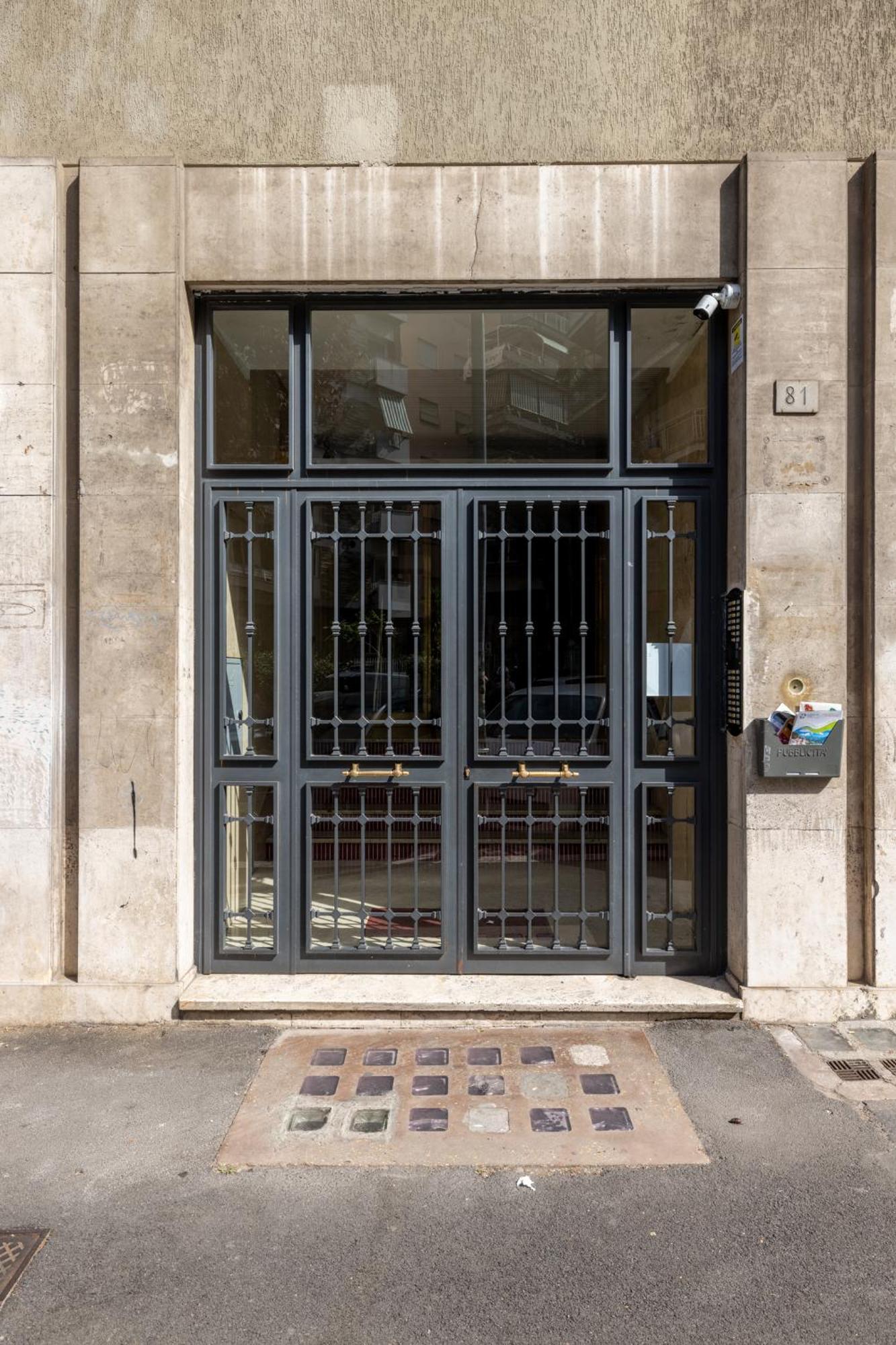 Next Stop Vatican Guesthouse Rome Exterior photo